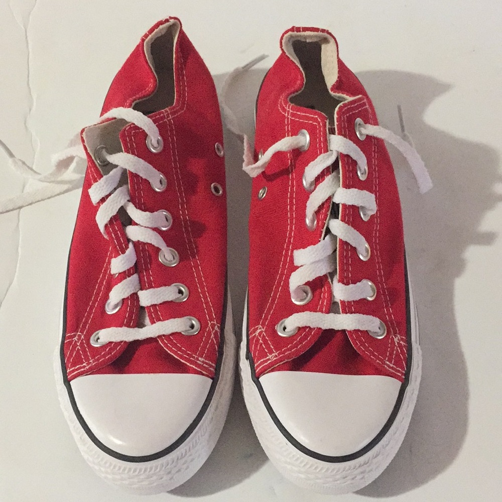 Converse All StarsRed Shoes Womans 7.5 Mens 6 - Picture 1 of 8